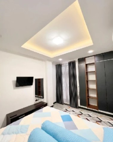 Bedroom 2 with wardrobe